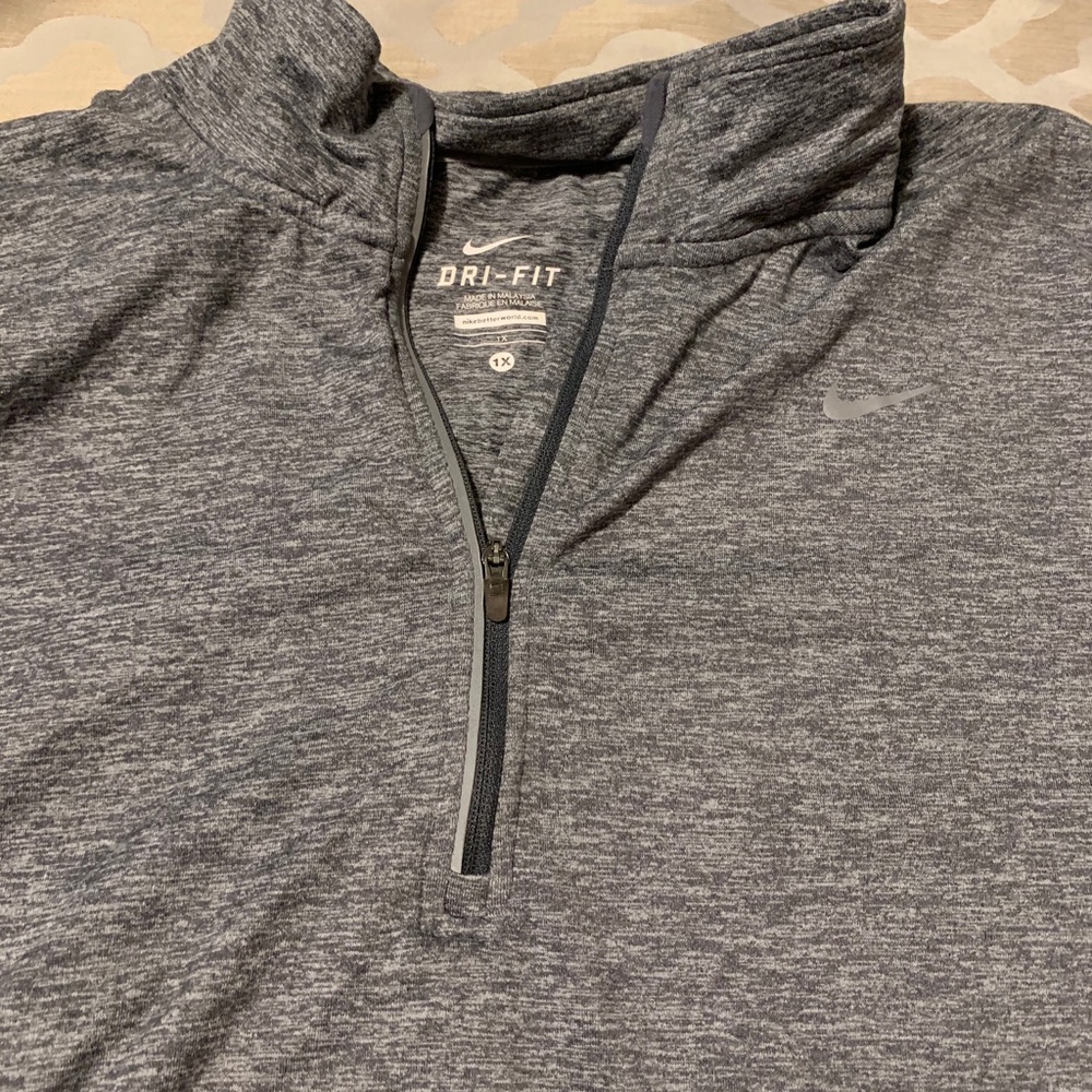 Women’s Nike long sleeve